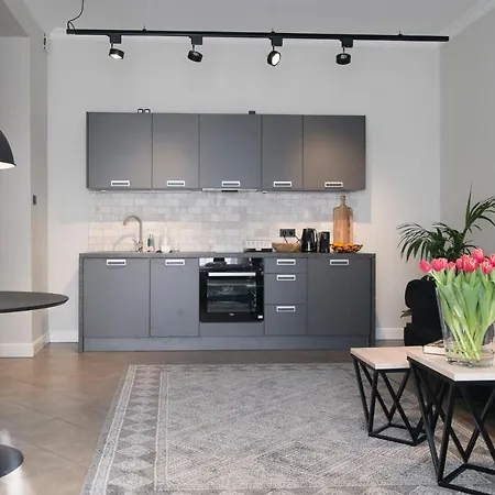 Apartment Laser Studio *